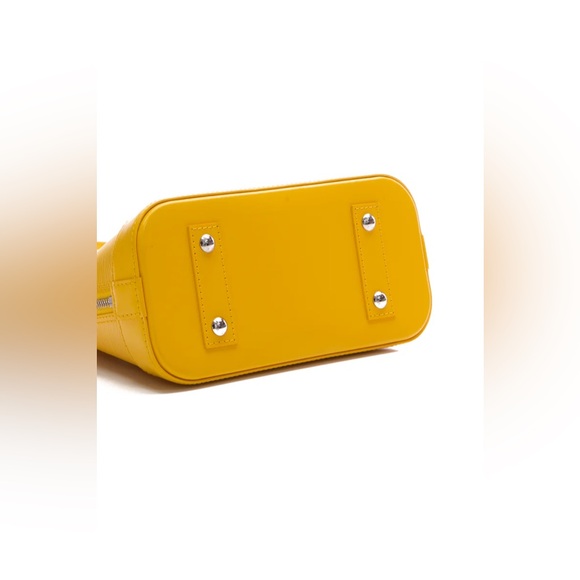 Louis Vuitton Brand New Small Alma Bag - Bought in Europe Never use retail $2280 - Picture 10 of 15